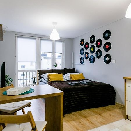 מילץ' Apartament W Sercu Mielca Netflix מראה חיצוני תמונה