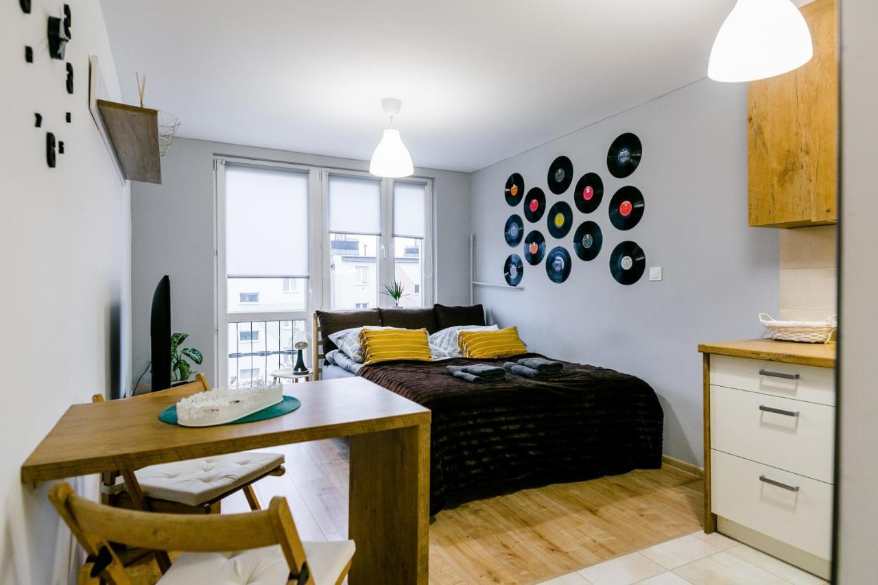 מילץ' Apartament W Sercu Mielca Netflix מראה חיצוני תמונה