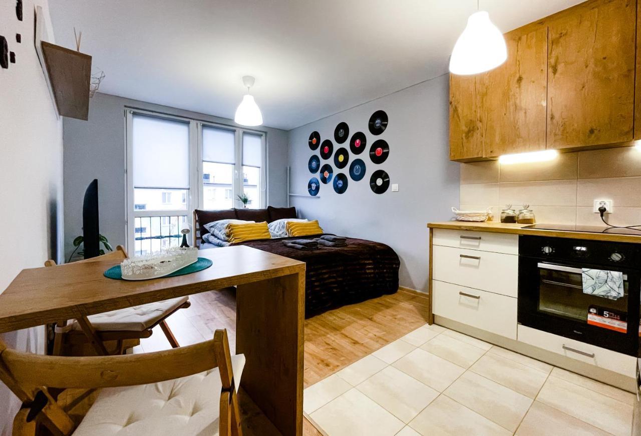 מילץ' Apartament W Sercu Mielca Netflix מראה חיצוני תמונה